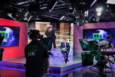 Anchor Bill Dod presents the news at RTâs London studios