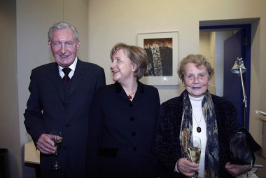 Angela Merkel on the eve of her election in 2005 with parents Herlind Kasner, Angela Merkelâs mother, from Hamburg. She was a Latin and English teacher. And her father, Horst Kasner, was originally from Berlin. He was a pastor in the Protestant Church in Germany.