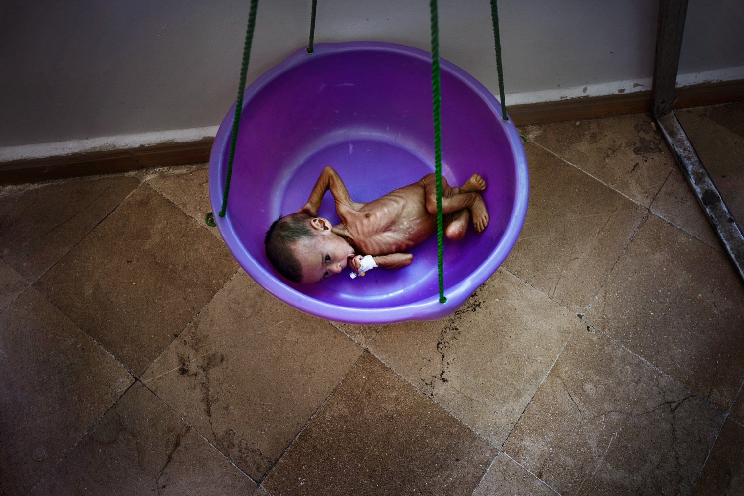 saudi-arabia-blockade-yemen-proxy-war